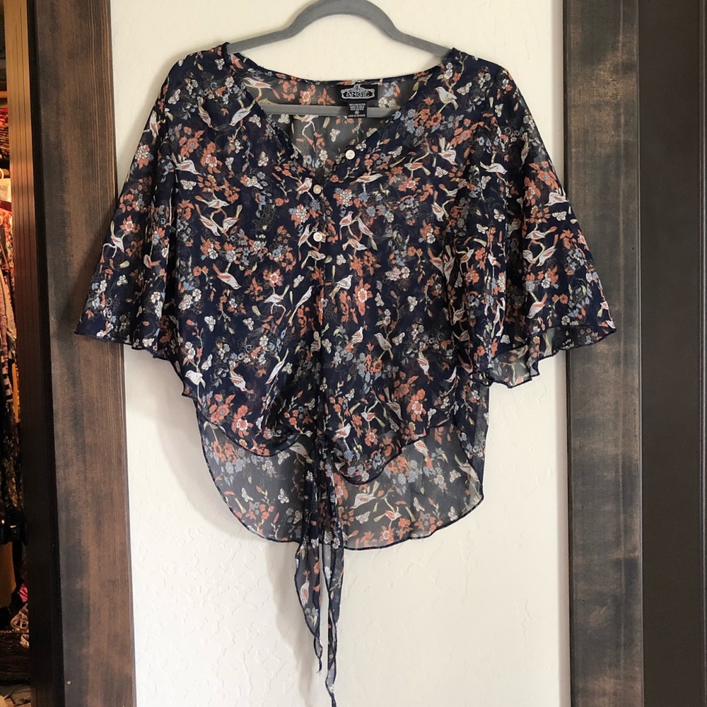 Angie blouse size medium